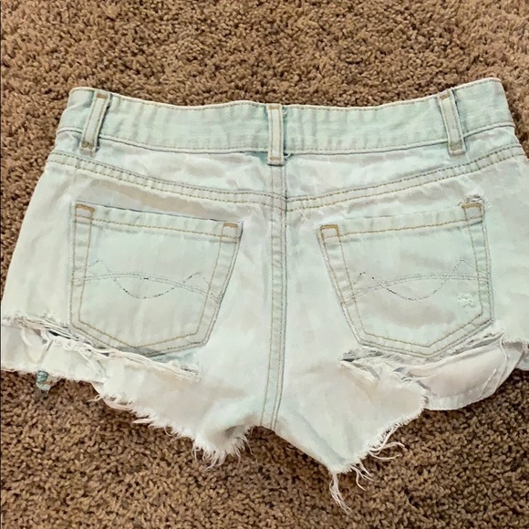 Mossimo Supply Co Womens Jean Shorts - Picture 2 of 4
